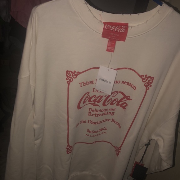 NWT Coca Cola white sweatshirt 0x white with red logos distressed neck line - Picture 9 of 10
